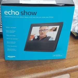 Amazon Echo Show -  Alexa 1st Gen MW46WB Smart Assistant - Great Gift Idea